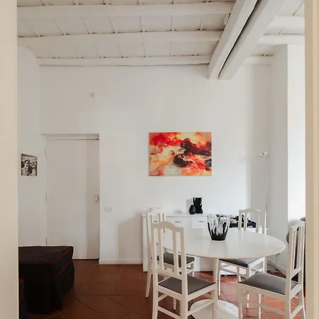 Casa Mandes Spanish Steps Apartment