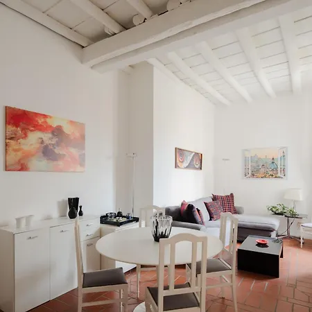 Casa Mandes Spanish Steps